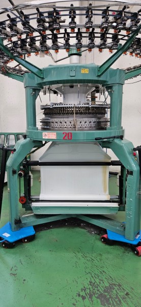 PILOTELLI DJ96 30" 28E 96 FEEDERS USED 4+2 TRACKS DOUBLE KNIT